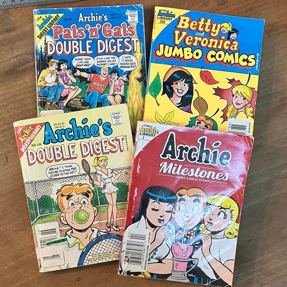 Archie / Betty Veronica set of 4 comic books - Picture 1 of 16